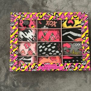 Betsey Johnson 12 pair low cuts women’s s shoe slze 5-10
